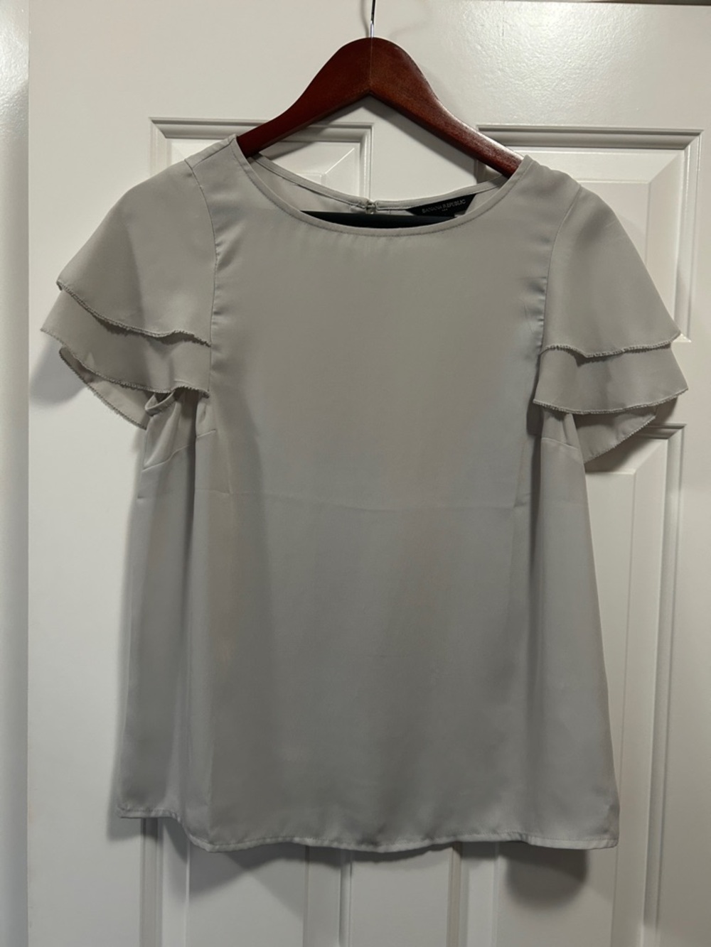 Banana Republic Light Gray Ruffle Sleeve Blouse
